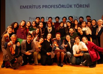 Kadir Has Üniversitesinden Prof. Dr. Dikmen Gürün’e Emeritus ünvanı