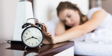 Sabah yorgunluğu basit bir alışkanlık mı, yoksa vücudun uyarısı mı?