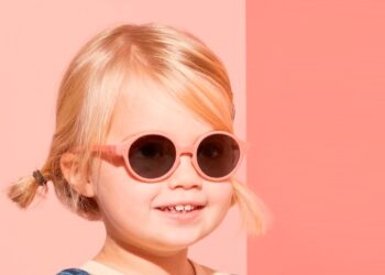 Çocuk Güneş Gözlüğü Seçimi: Sağlıklı ve Güvenli Kullanım Rehberi