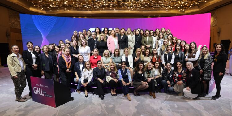 Hikayeyi Yeniden Yazan Kadınlar: GKL İlham Buluşmaları Barış Falay’ın Moderatörlüğünde gerçekleşti