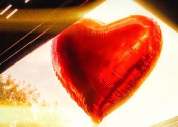 Işıl Ayman’dan kıpır kıpır bir aşk şarkısı “Seviyorum Ulan”