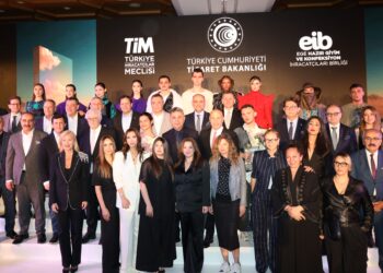 EİB XX. Moda Tasarım Yarışması’nın Şampiyonu Halit Tiryaki oldu