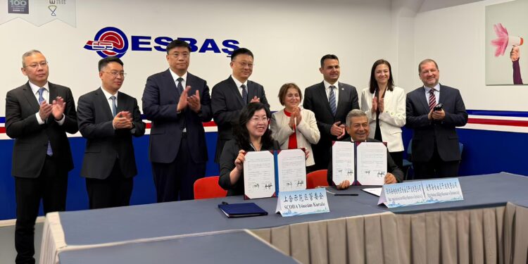 Savaşın dünya ticaretini sarstığı dönemde Esbaş ve Basbaş Çin heyetiyle stratejik işbirliği mutabakatı imzaladı