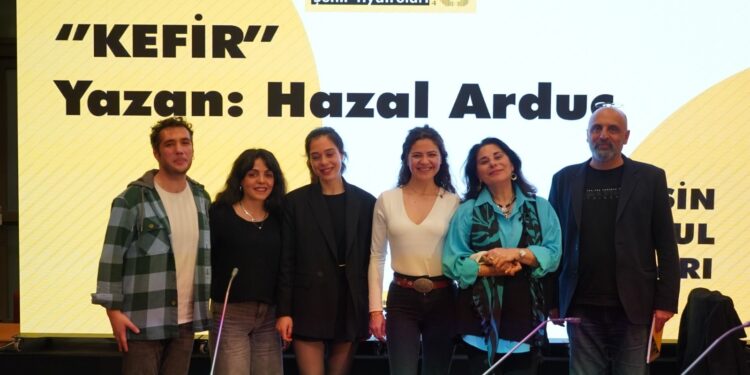 Hazal Arduç’un “Kefir” Muhsin Ertuğrul okumalarının bu haftaki konuğu oldu