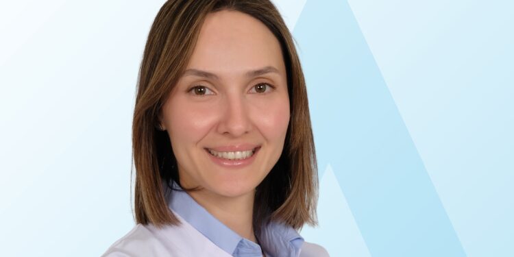 Dr. A. Ezgi Sancaklı, Menopozda hormon desteği çok önemli ancak….