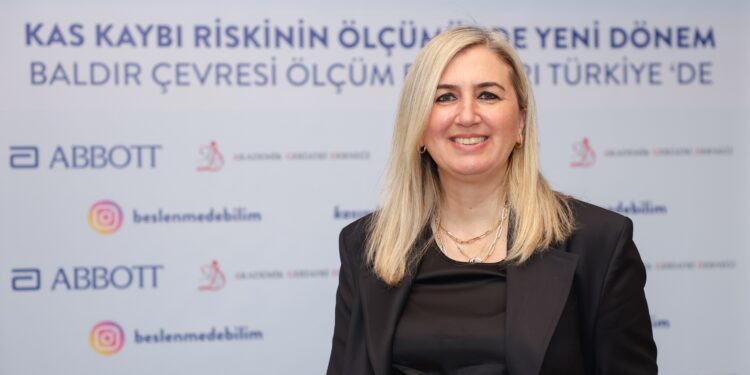 Abbott, sarkopeni riskinin erken tespitine yönelik baldır çevresi ölçüm bantlarıyla Türkiye’de kas sağlığını destekliyor