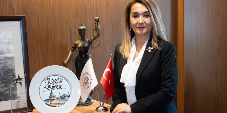İstanbul Baro Başkan Yardımcısı Rukiye Leyla Süren “Adaletin Sağlanmadığı Yerde Hukuk Devleti İddiası da İnandırıcılığını Kaybeder” /Ahmet Çaldıran