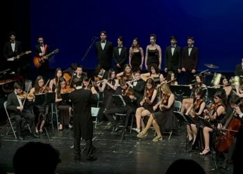 Özel İzmir Amerikan Koleji öğrencilerinden İspanya’da uluslararası müzik başarısı
