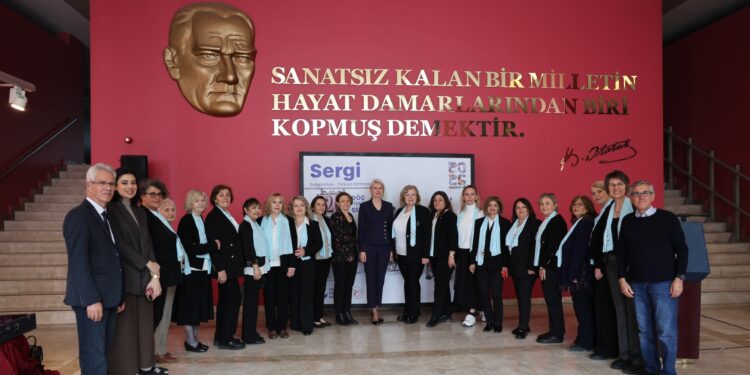 26 Çizer, 26 Hikaye: Göçün izleri Eskişehir’de sergileniyor