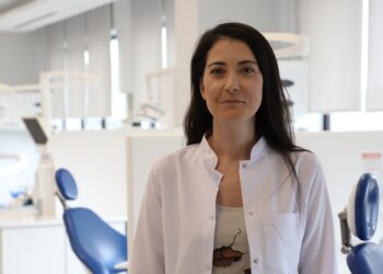 Duygu Güneş: Düzelen dişler neden tekrar yer değiştirir? Cevabı pekiştirme döneminde