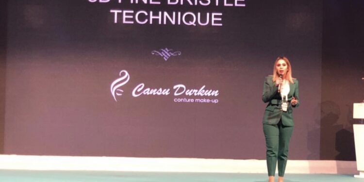Cansu Durkun, Ağustos Ayında Hollanda’da Avrupalı PMU uzmanlarına ileri seviye kalıcı makyaj eğitimi verecek