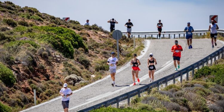 Uluslararası Bozcaada yarı maratonu 1300 sporcunun katılımıyla gerçekleşti