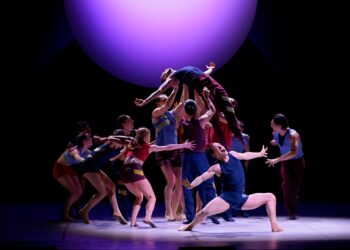 CNN/ Aterballetto: Müziğin ve dansın kusursuz uyumu