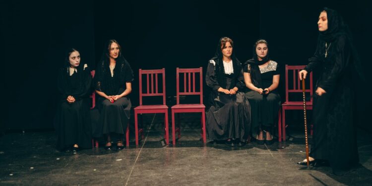 Yeditepe Üniversitesi Öğrencilerinden ‘Bernarda Alba’nın Evi’ Tiyatrosu