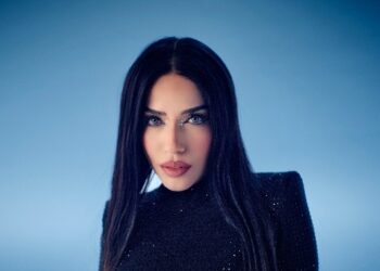 Burcu Güneş’ten “Mecburi İstikamet”