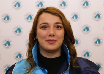 Dr. Naz Esin Başkan Özdemir: Her güneş gözlüğü gözleri korumuyor!