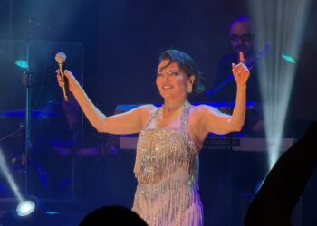 Göksel, Fişekhane’de sevenleriyle buluştu