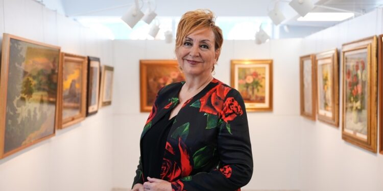 İş Sanat Anadolu Sergileri “Gül Mevsimi” ile Eğirdir’deydi
