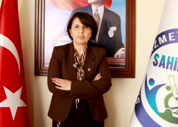 Sağlık Hizmetleri Sendikası Başkanı Özlem Akarken: Diş hekimliğinde uzmanlık tartışmaları büyüyor