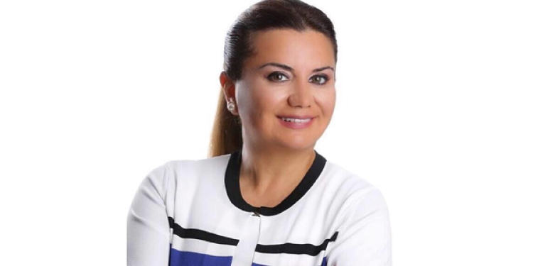 Esra Tanrıverdi: Hiç yaşamamış tanrıçalar, gerçek kadınlar