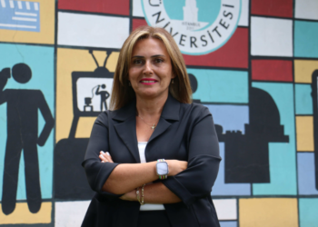 Prof. Dr. Gül Esra Atalay: Yapay zekâ iletişimcinin rakibi değil, akıllı asistanı olmalı!