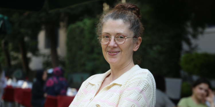 Doç. Dr. Müge Ensari Özay: İlaçlamada “Gizli formül, çok güçlü ilaç” deniliyorsa dikkat!
