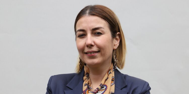 İstanbul Rumeli Üniversitesi MYO Müdürü Serap Daş: “Uygulamalı Eğitim, Mezunlarımızı İstihdama Bir Adım Önde Hazırlıyor”