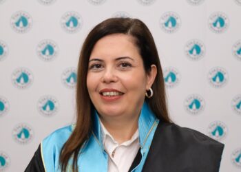 Tuğba Yılmaz Esencan: Emzirmede patron bebek!