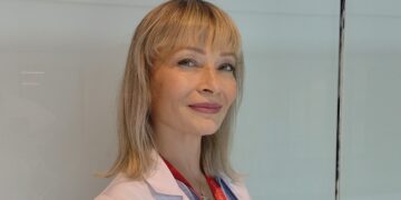 Dr. Filiz Bakkal: İş ve tatil yolculuklarında pıhtı riskini azaltan önlemler