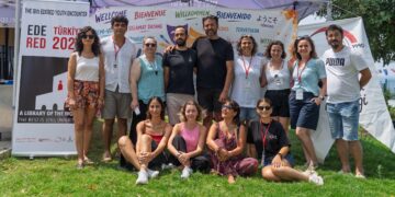 İzmir’de Avrupa Drama Buluşması: Gençler ortak hikâyeler yazıyor