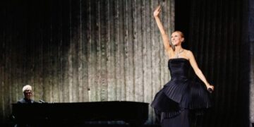 Celine Dion geri döndü