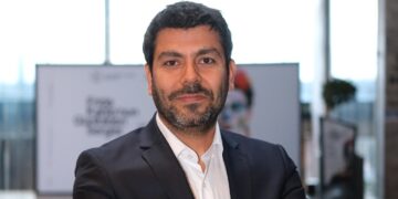 İnfertil Hastada Çikolata Kisti: Karar Kistin Boyutuna Göre Değil, Yumurtalık Rezervine Göre Verilir