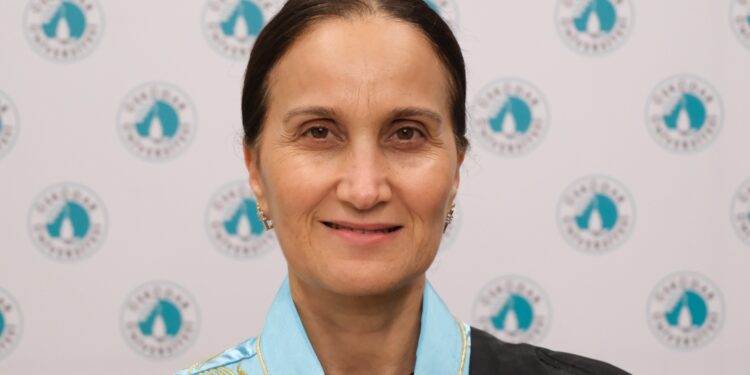 Prof. Dr. Deniz Demirci: Sanal medyada gördüğünüz her egzersizi uygulamayın!