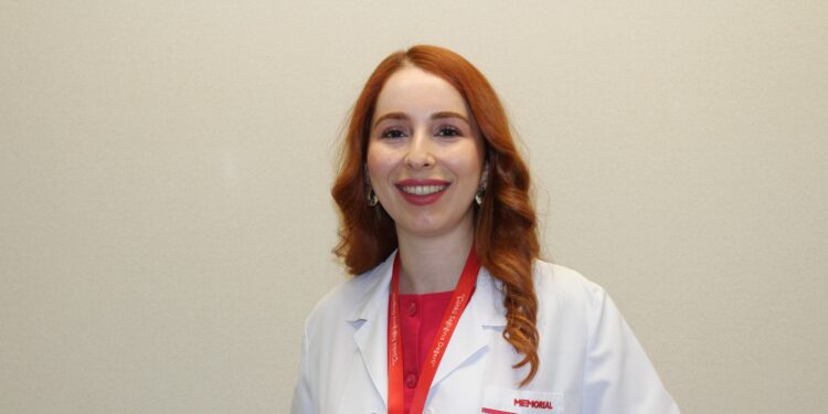 Dr. Dilara Feray Özçelik: Sosyal medyadan görüp aldığınız ürünler cildinizin yapısını bozabilir