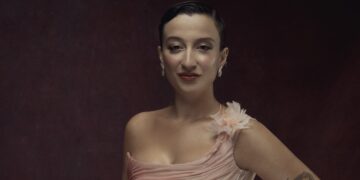 Melike Şahin’den üçlü zirve!