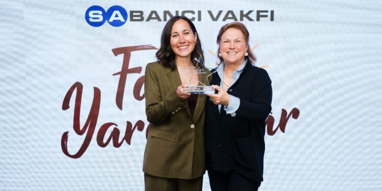Sabancı Vakfı 17. Sezon fark yaratanı yaz güvendi doğa koruma çalışmalarını sanatla buluşturuyor