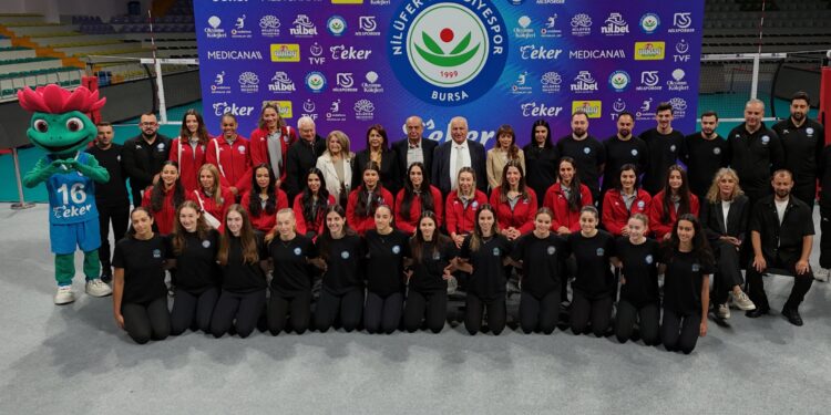 Voleybol Şehri Bursa’nın Sultanları Yeni Sezona hazır