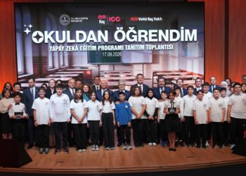 Ortaokul öğrencileri için yapay zeka eğitim programı hayata geçirildi