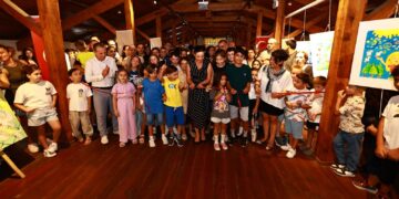 Efes Selçuk’un çocukları barışı renklerle anlattı