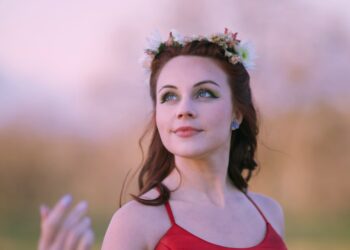 Sesini bir enstrümana dönüştüren Ekaterina Shelehova İstanbul’a geliyor