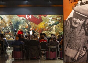 Folkart Gallery’nin “Romantika” sergisine paralel düzenlediği etkinliklerin ilki gerçekleşti