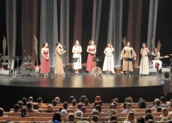 İstanbul’da Troya efsanesinden farklı coğrafyaların ezgilerine