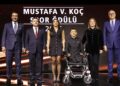 Milli Güreşçi Nesrin Baş, Paralimpik yüzücü Umut Ünlü, Türk voleybolun gelişimine öncülük Mustafa V. Koç Spor ödülünün sahibi oldulareden Mehmet Akif Üstündağ