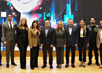 Saldıranda savunanda yapay zeka güçlenen teknoloji karşısında insan nerede duracak