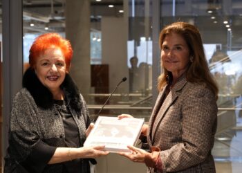 “Semiha Berksoy: Tüm Renklerin Aryası” sergisinden İstanbul Modern’e anlamlı bağış
