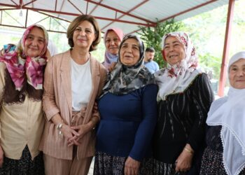 PİAR Araştırma’ya göre Başkan Ayşe Ünlüce, Türkiye’nin ilk 5’inde