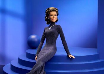 Müzik Tarihinin En Çok Satan Kadın Sanatçılarından Celine Dion, Koleksiyon Bebeğiyle Barbie Signature Ailesi’ne katıldı
