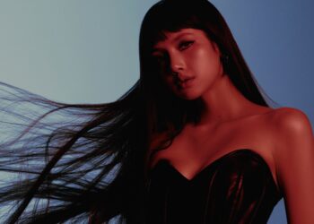 Lİsa, merakla beklenen yeni EP’si “Perss Play”ı yayınladı