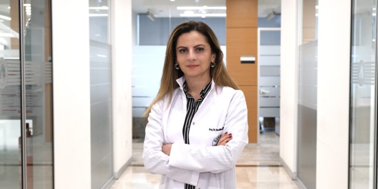 Doç. Dr. Neslihan Tınastepe: İnme sonrası ağızdaki mikroplar ciddi risk oluşturabilir!